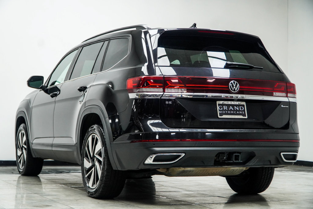 Used 2024 Volkswagen Atlas SE AWD/4WD image 14