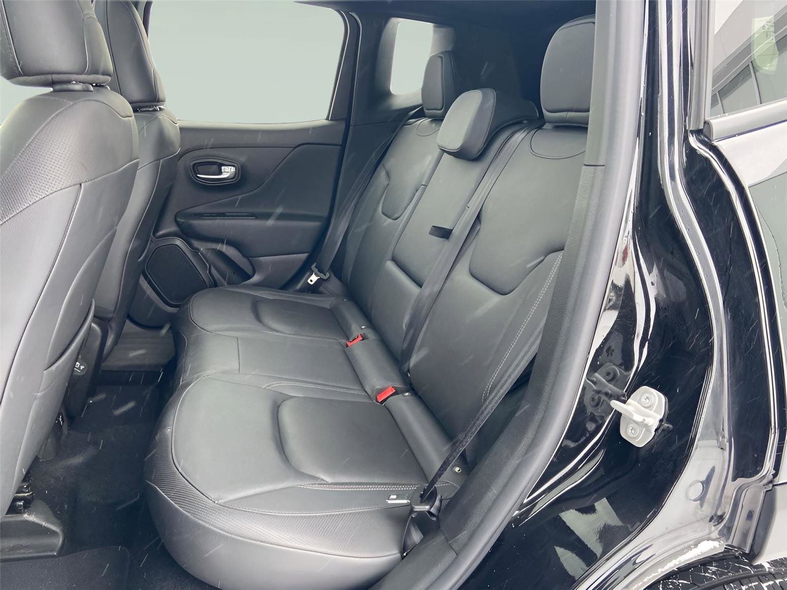 Used 2020 Jeep Renegade Altitude image 17