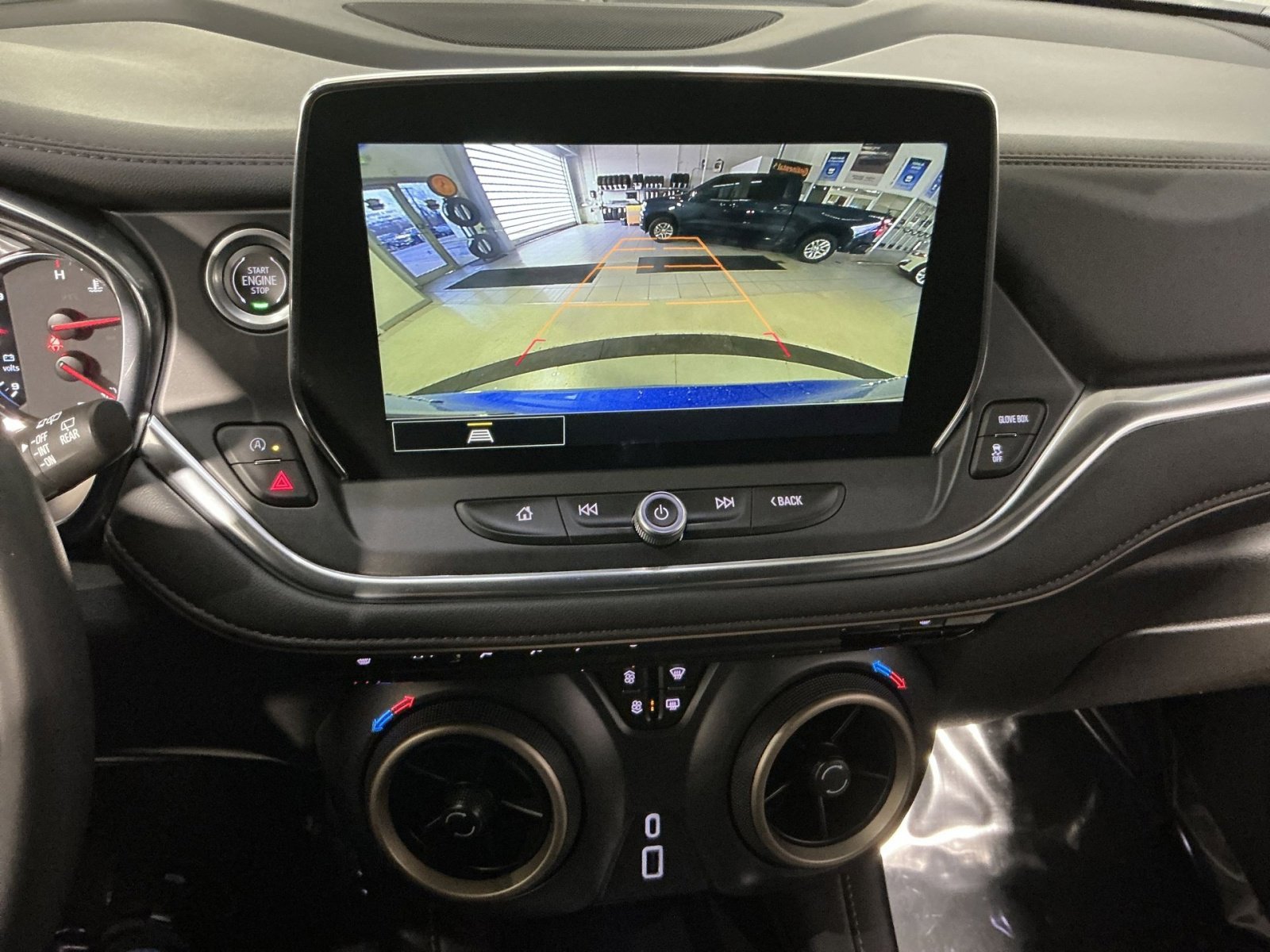 Used 2024 Chevrolet Blazer Premier image 27