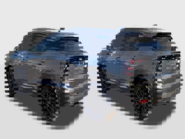 New 2025 Nissan Kicks SR image 3