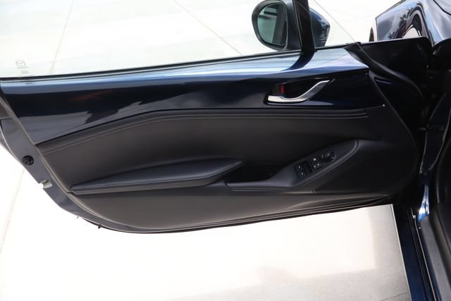 Used 2025 MAZDA MX-5 Miata RF Grand Touring RWD image 18
