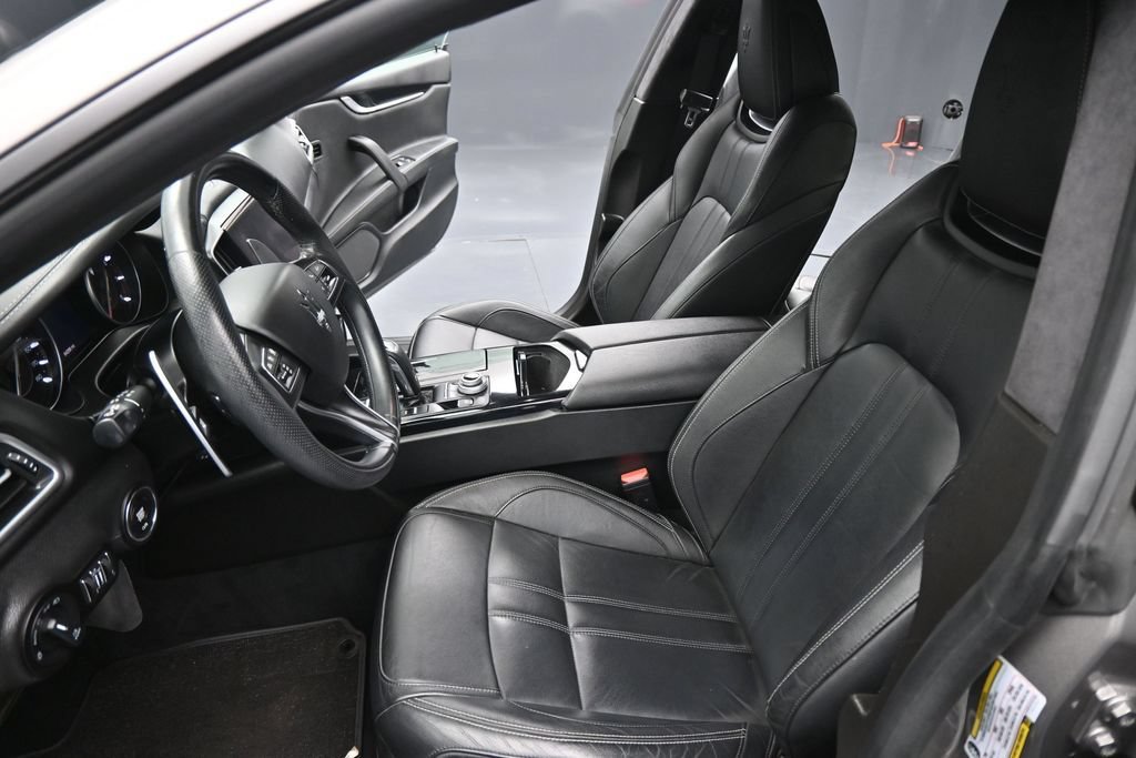 Used 2022 Maserati Ghibli GT RWD image 8
