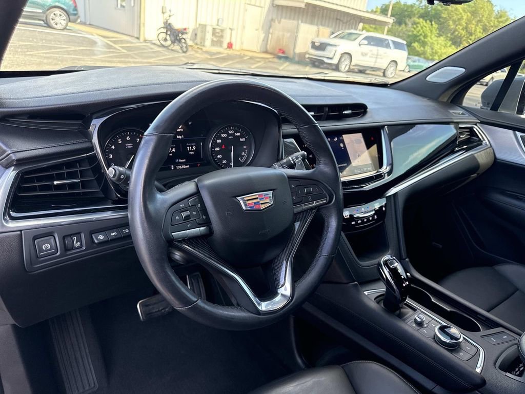 Certified 2024 Cadillac XT6 Sport w/ Technology Package image 33