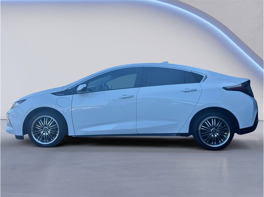 Used 2017 Chevrolet Volt Premier w/ Driver Confidence II Package image 3