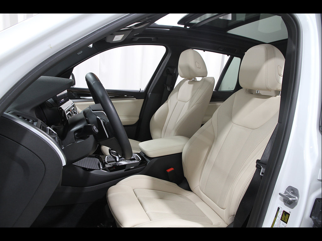 Certified 2024 BMW X3 xDrive30i w/ Premium Package AWD/4WD image 5