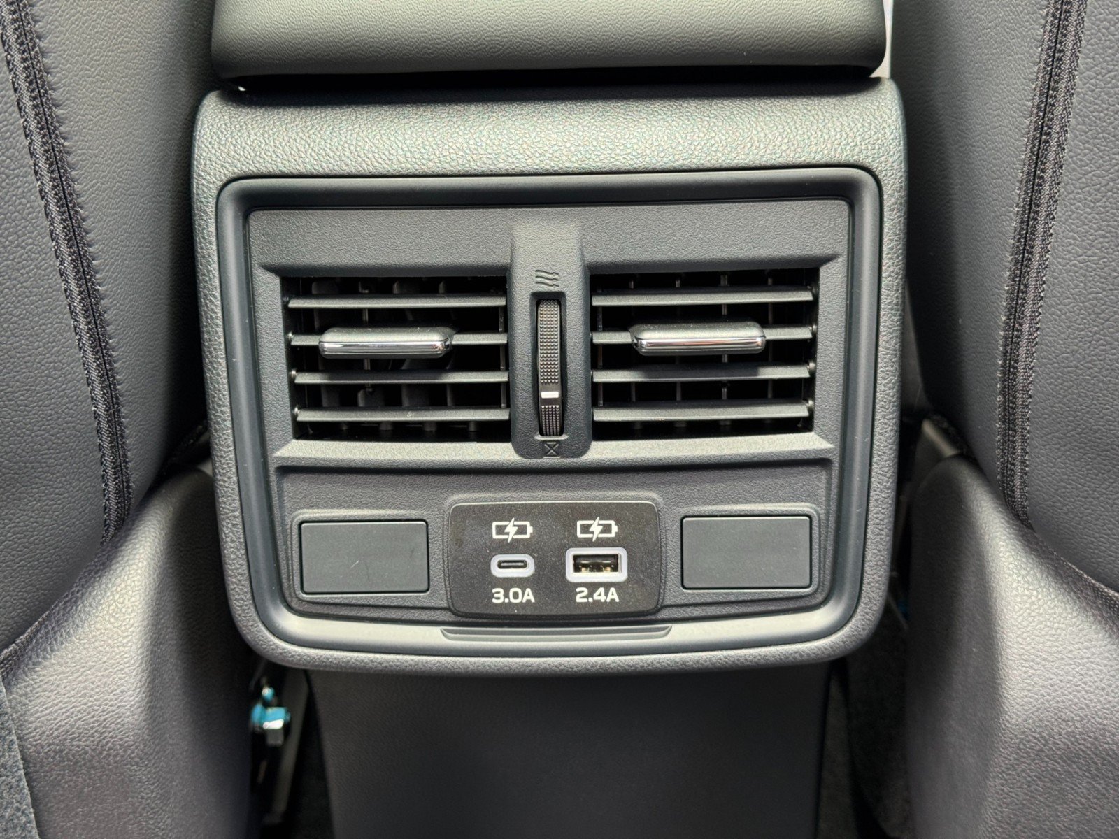 Used 2026 Subaru Forester Premium AWD/4WD image 33