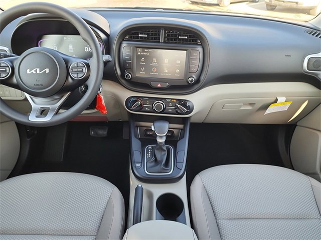 New 2025 Kia Soul LX w/ LX Technology Package image 18