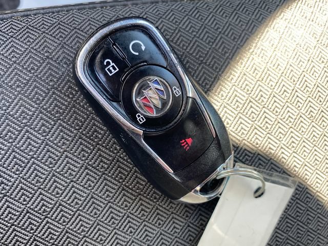 Used 2021 Buick Encore GX Preferred AWD/4WD image 24