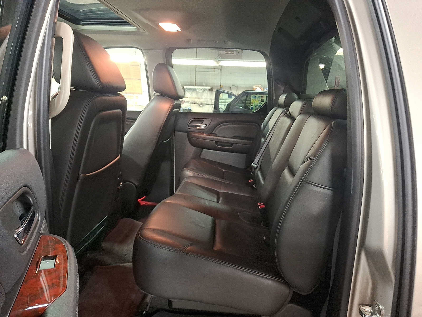 Used 2008 Cadillac Escalade EXT AWD/4WD image 10