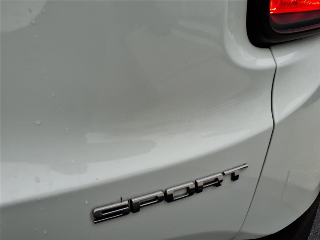 Used 2016 Jeep Renegade Sport w/ Power & Air Group image 12