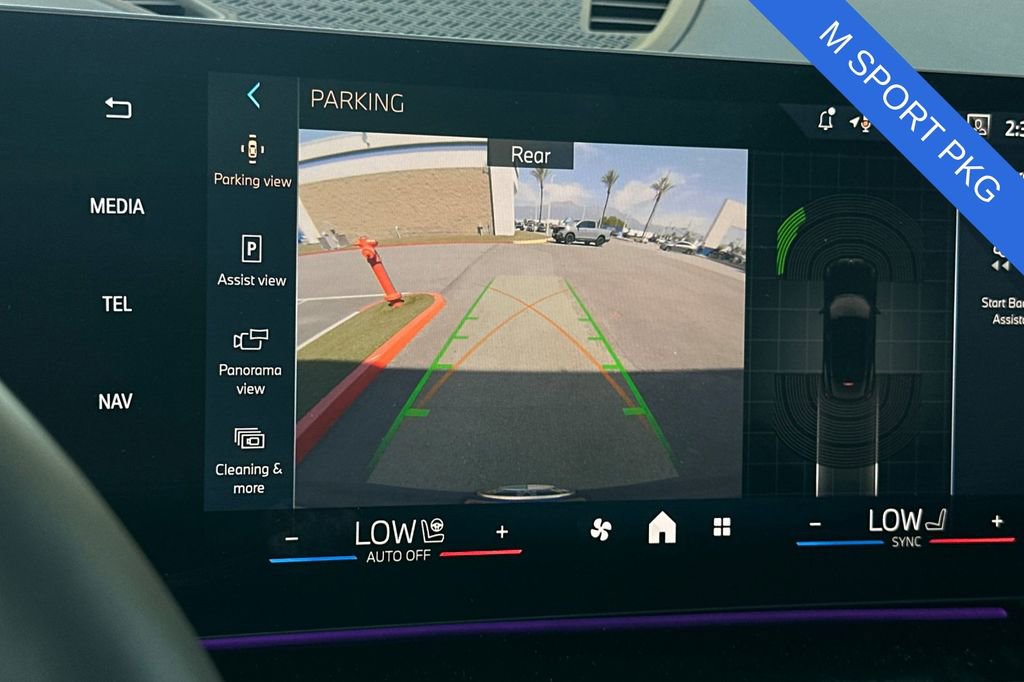 Used 2026 BMW X2 xDrive28i w/ M Sport Package AWD/4WD image 24