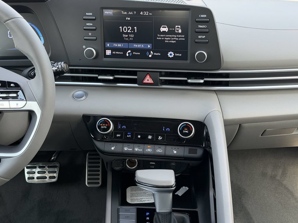 New 2026 Hyundai Elantra SEL Sport Premium w/ Cargo Package FWD image 18