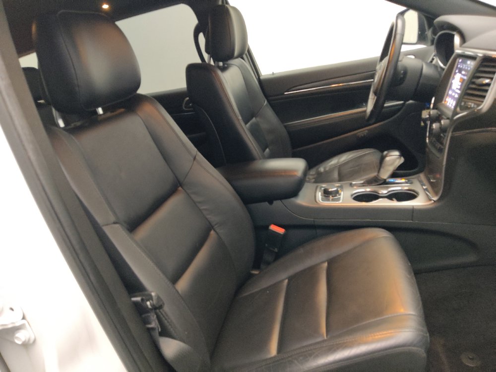 Used 2018 Jeep Grand Cherokee Limited AWD/4WD image 21