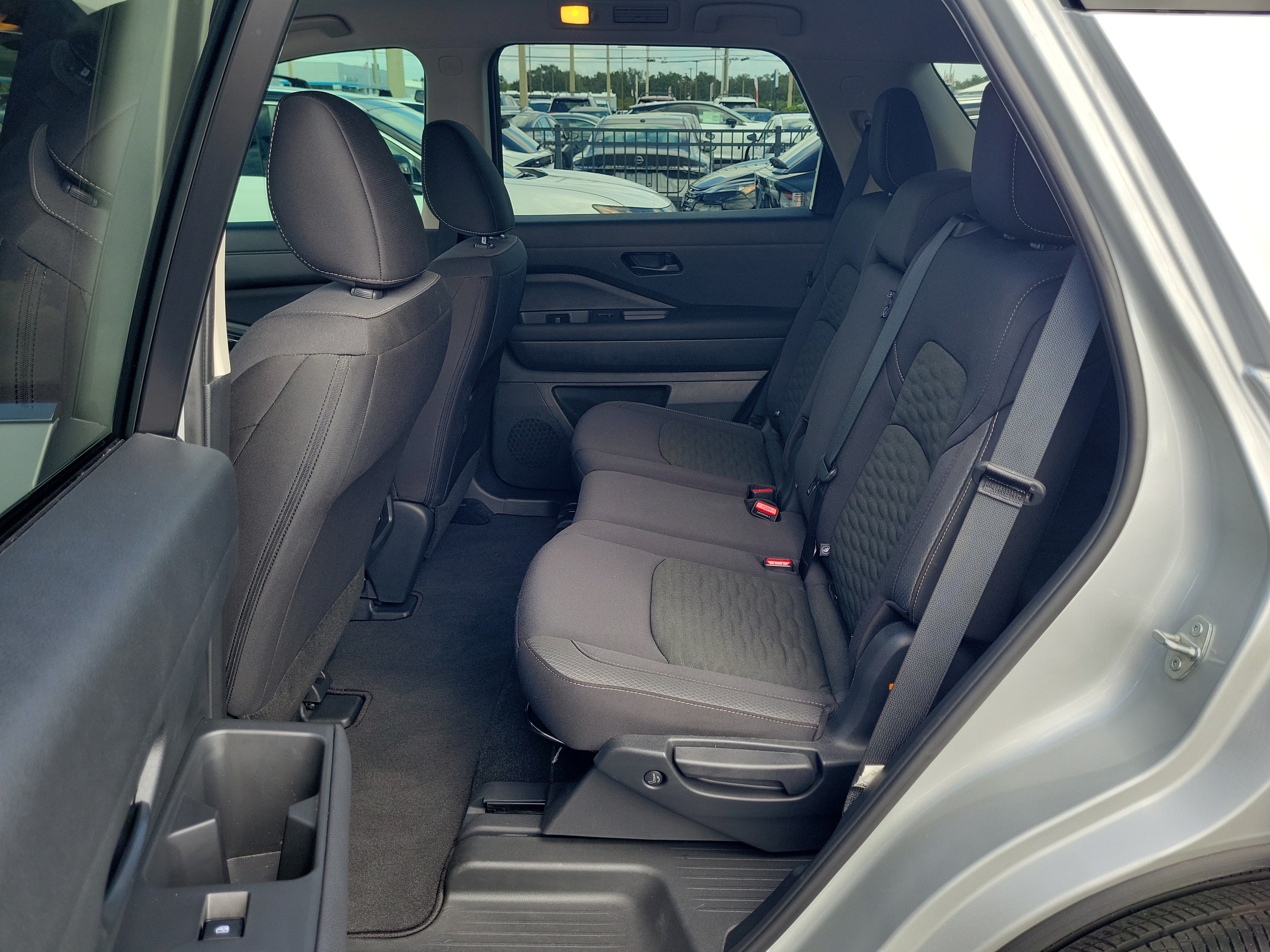 Certified 2025 Nissan Pathfinder S FWD image 14