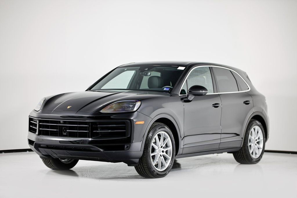 Certified 2024 Porsche Cayenne AWD/4WD image 1