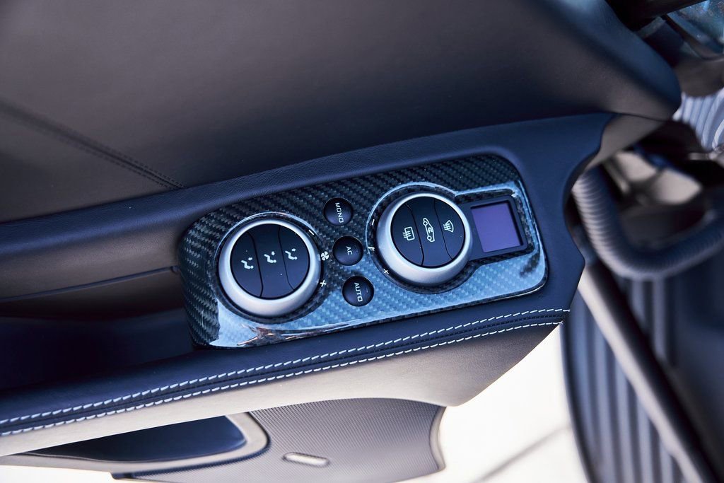 Used 2012 McLaren MP4-12C Coupe image 36