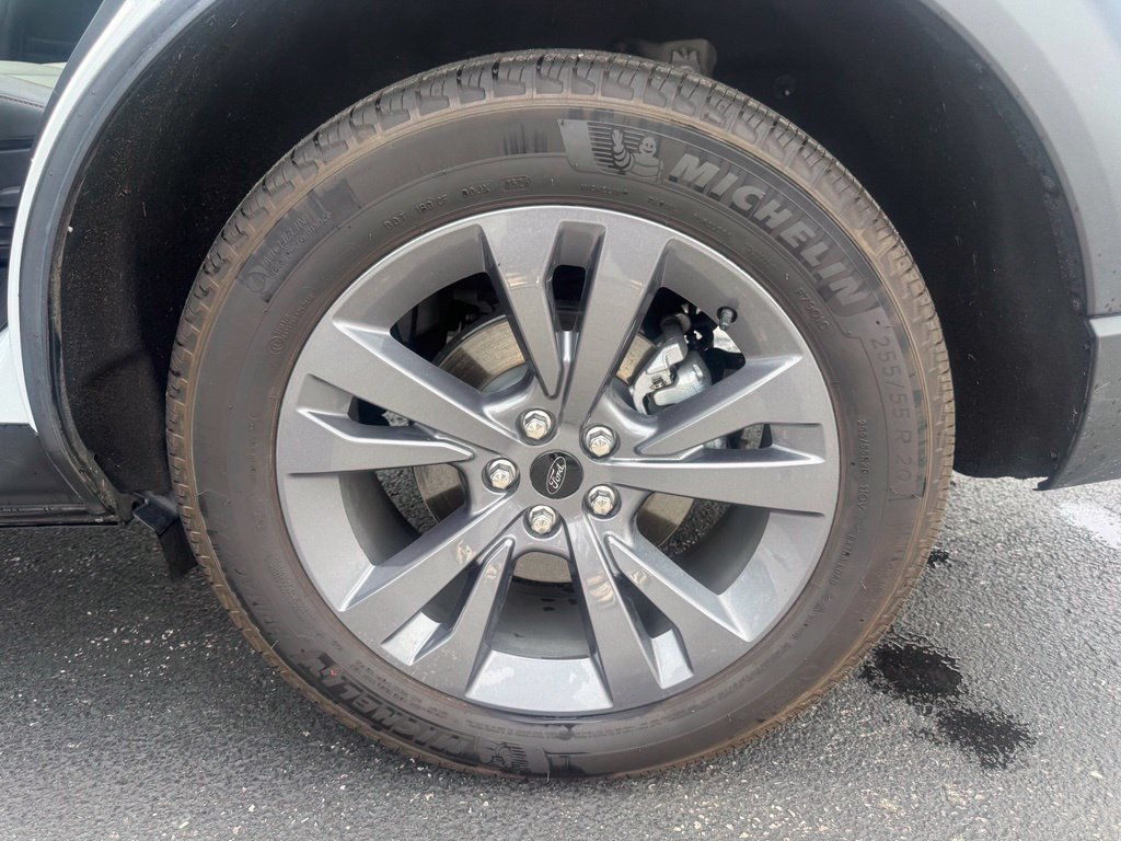 New 2026 Ford Explorer Active w/ Active Comfort Package AWD/4WD image 27
