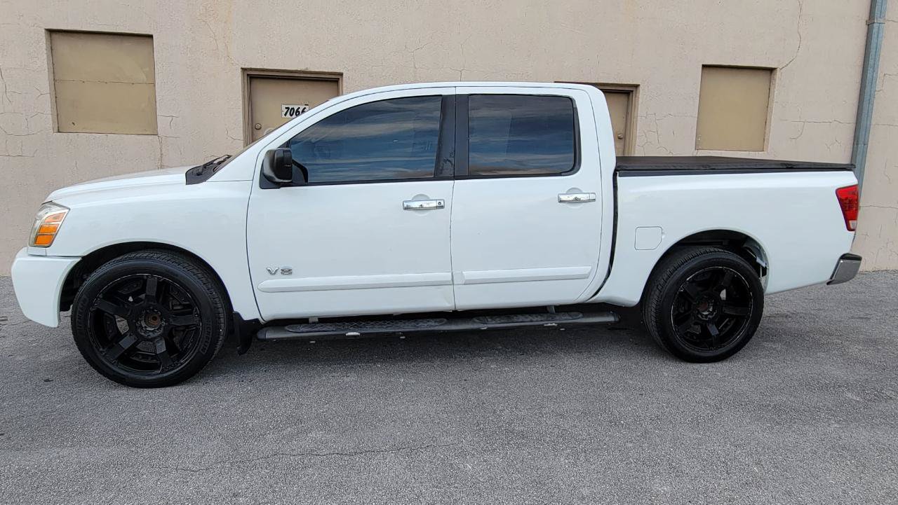 Used 2007 Nissan Titan SE RWD image 15