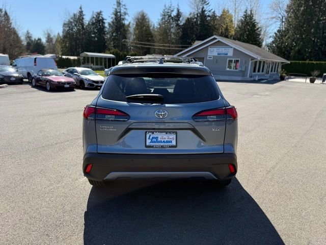 Used 2024 Toyota Corolla Cross XLE w/ Convenience Package FWD image 6