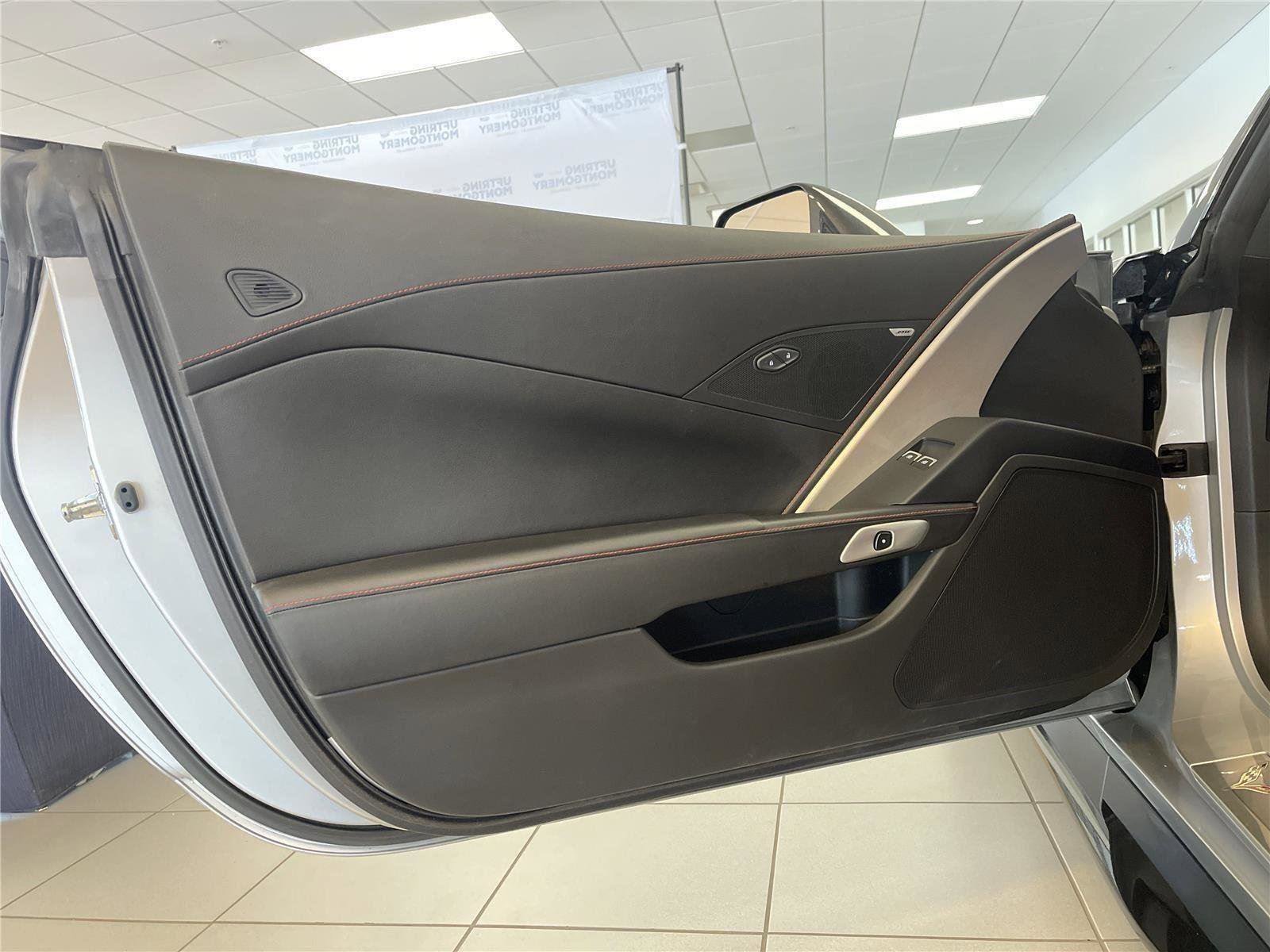 Used 2016 Chevrolet Corvette Z06 RWD image 17