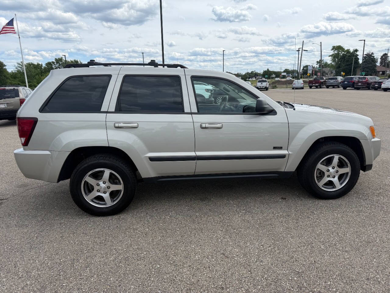 Used 2007 Jeep Grand Cherokee Laredo AWD/4WD image 6