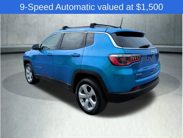 Used 2017 Jeep Compass Latitude image 3