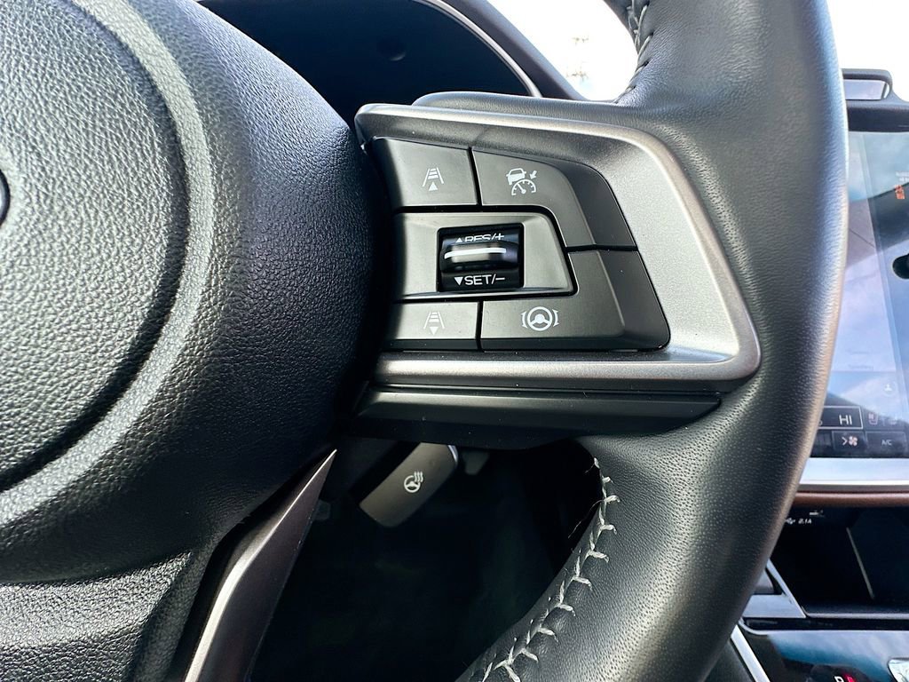 Used 2022 Subaru Outback Touring w/ Popular Package #2 image 36