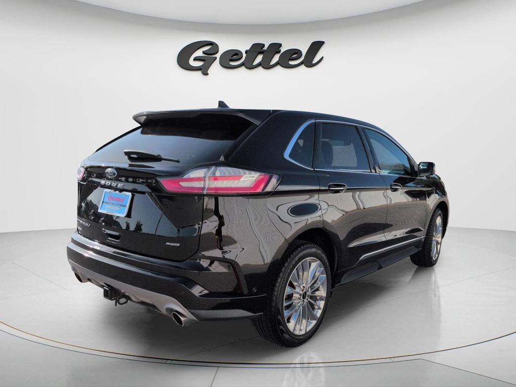 Used 2022 Ford Edge Titanium w/ Equipment Group 301A AWD/4WD image 5