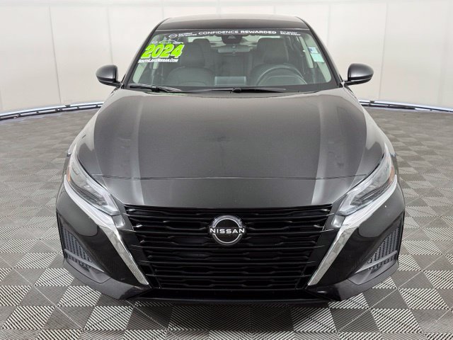 Certified 2024 Nissan Altima 2.5 SV FWD image 2