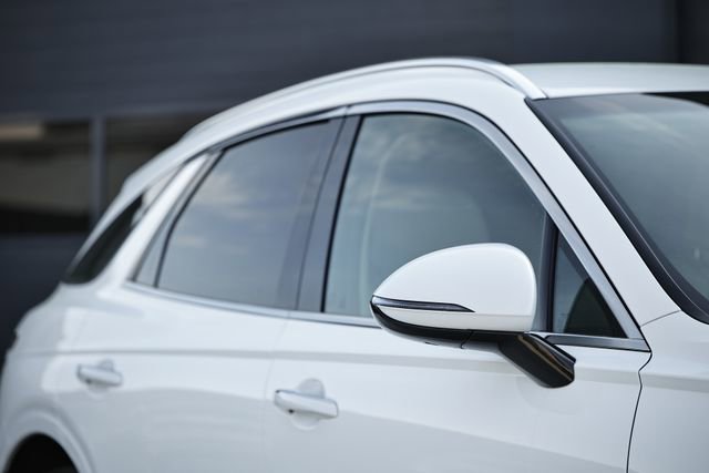 Certified 2026 Genesis GV70 2.5T image 3