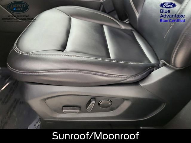 Used 2023 Ford Explorer XLT w/ Equipment Group 202A image 14