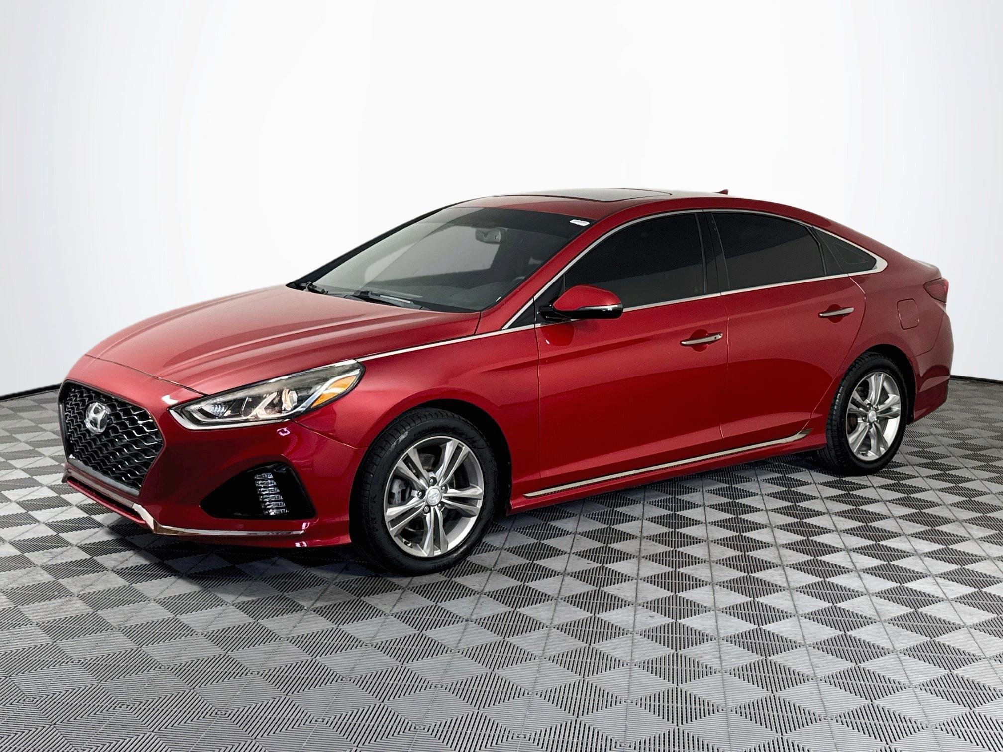 Used 2018 Hyundai Sonata Sport FWD image 4