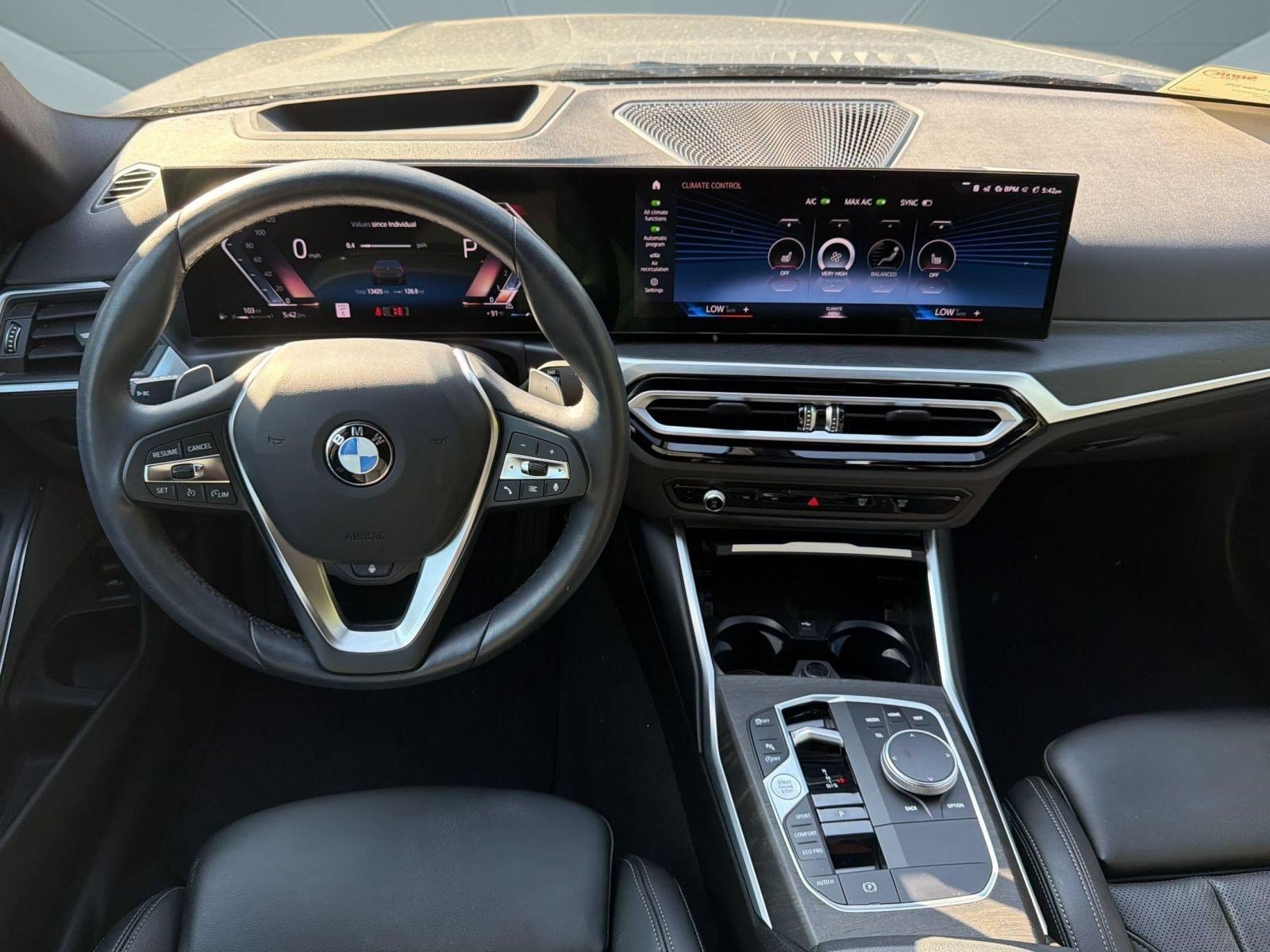 Used 2024 BMW 330i Sedan w/ Premium Package RWD image 28