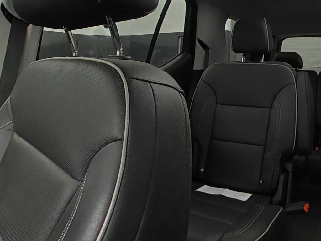 Used 2020 Chevrolet Traverse High Country w/ LPO, Floor Liner Package AWD/4WD image 9