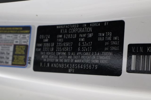 Used 2025 Kia Carnival FWD image 39