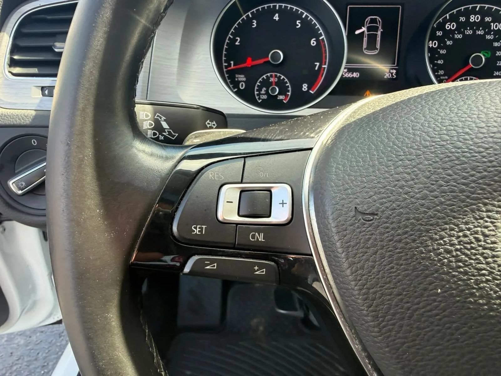 Used 2016 Volkswagen Golf S FWD image 20