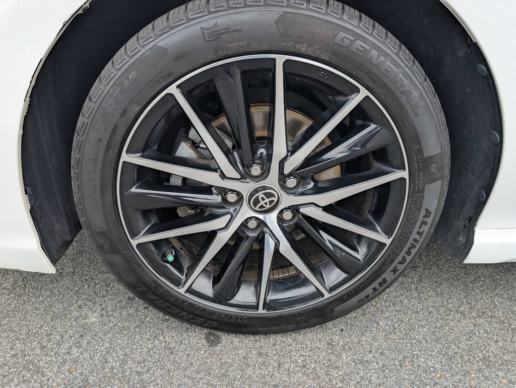 Used 2022 Toyota Camry SE AWD/4WD image 12