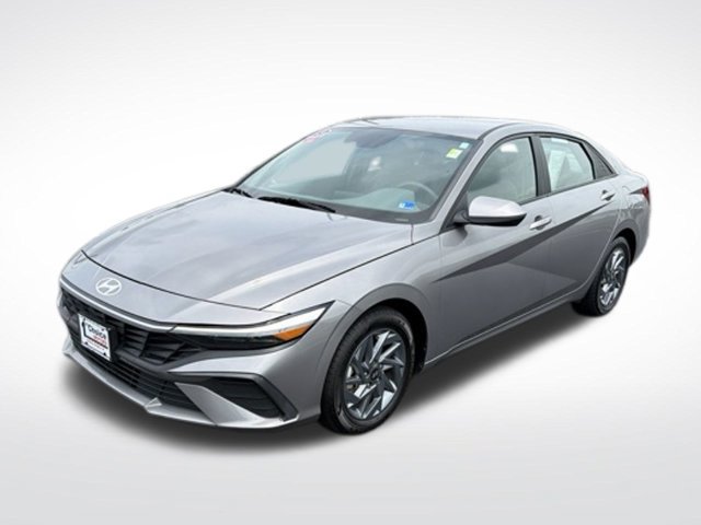 Used 2024 Hyundai Elantra SEL FWD 360° Tour