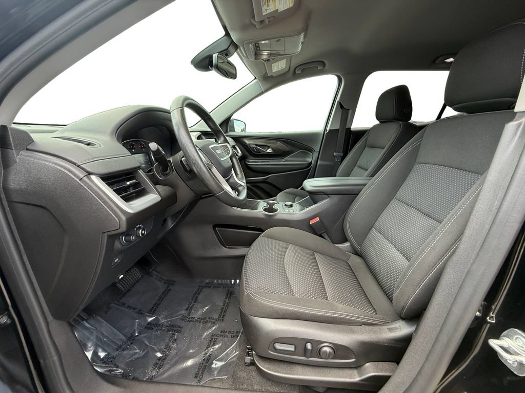 Used 2024 GMC Terrain SLE w/ Driver Convenience Package AWD/4WD image 9
