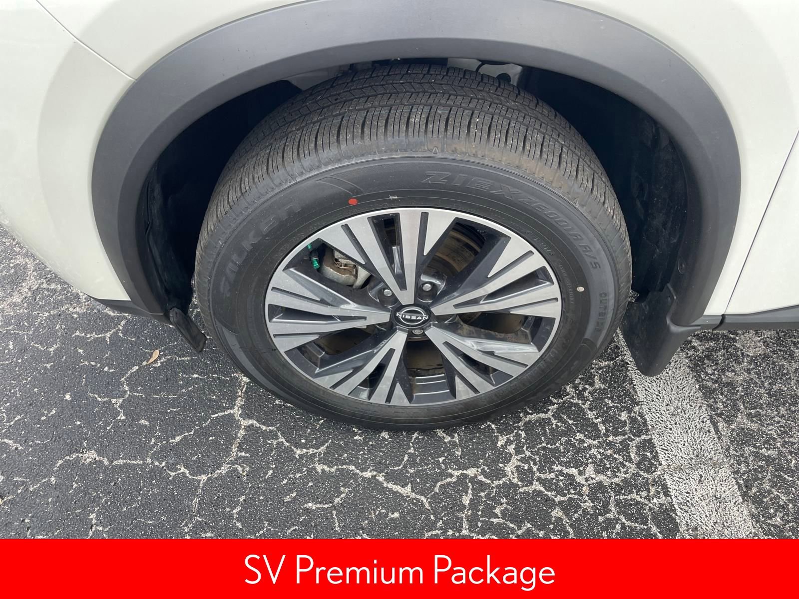Certified 2022 Nissan Rogue SV w/ SV Premium Package image 12