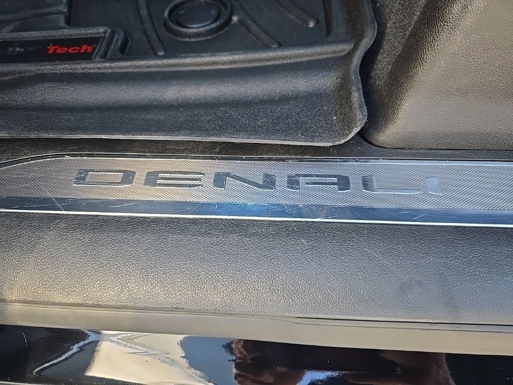 Used 2024 GMC Sierra 2500 Denali w/ Denali Reserve Package AWD/4WD image 19