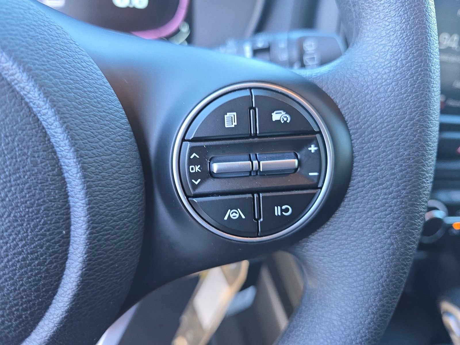 Used 2023 Kia Soul LX image 21