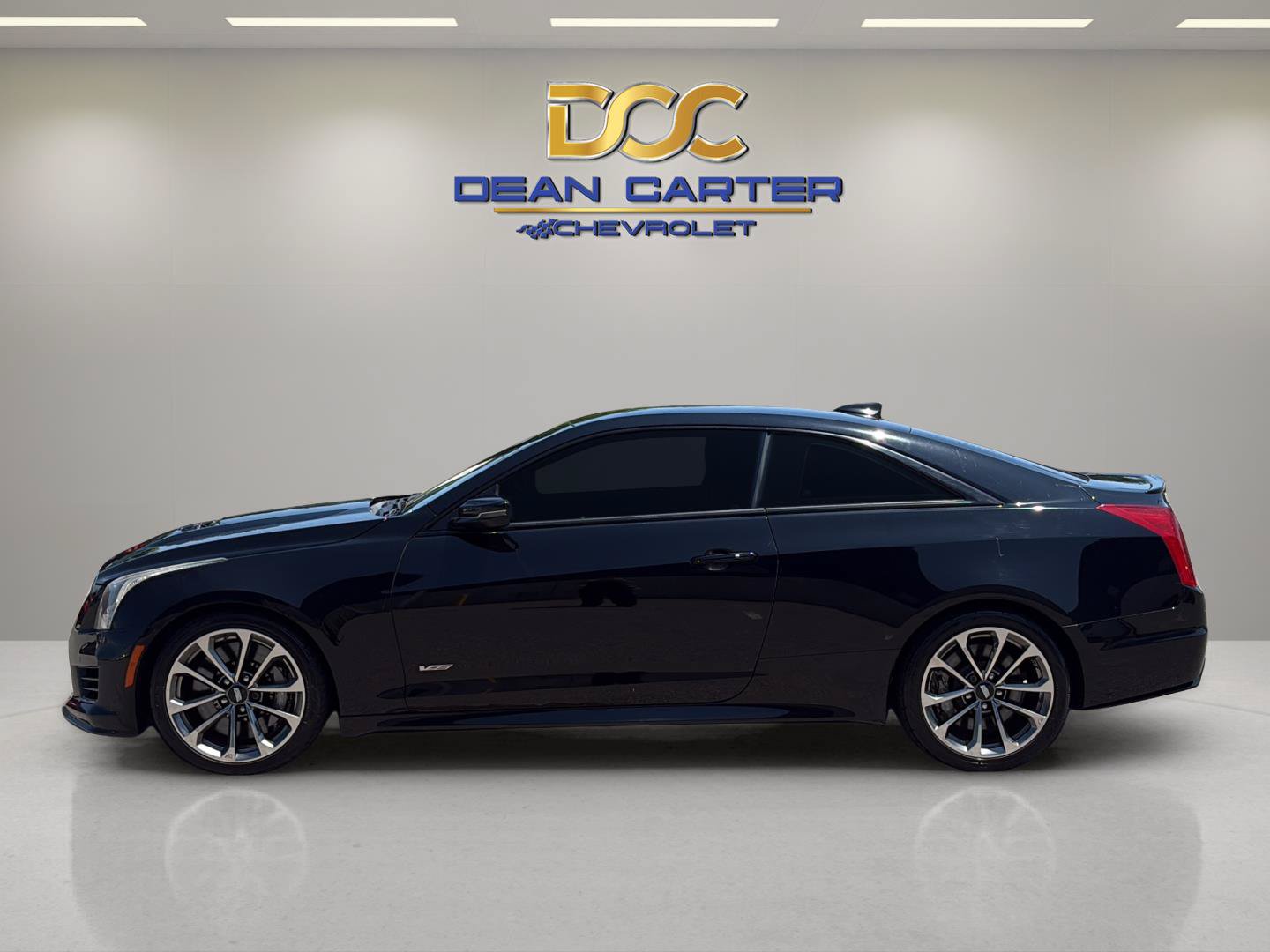 Used 2016 Cadillac ATS V w/ Luxury Package RWD image 2
