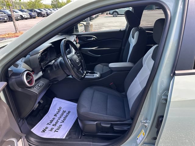 Used 2024 Chevrolet Trax RS FWD image 9