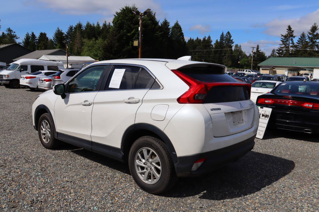 Used 2019 Mitsubishi Eclipse Cross ES AWD/4WD image 3