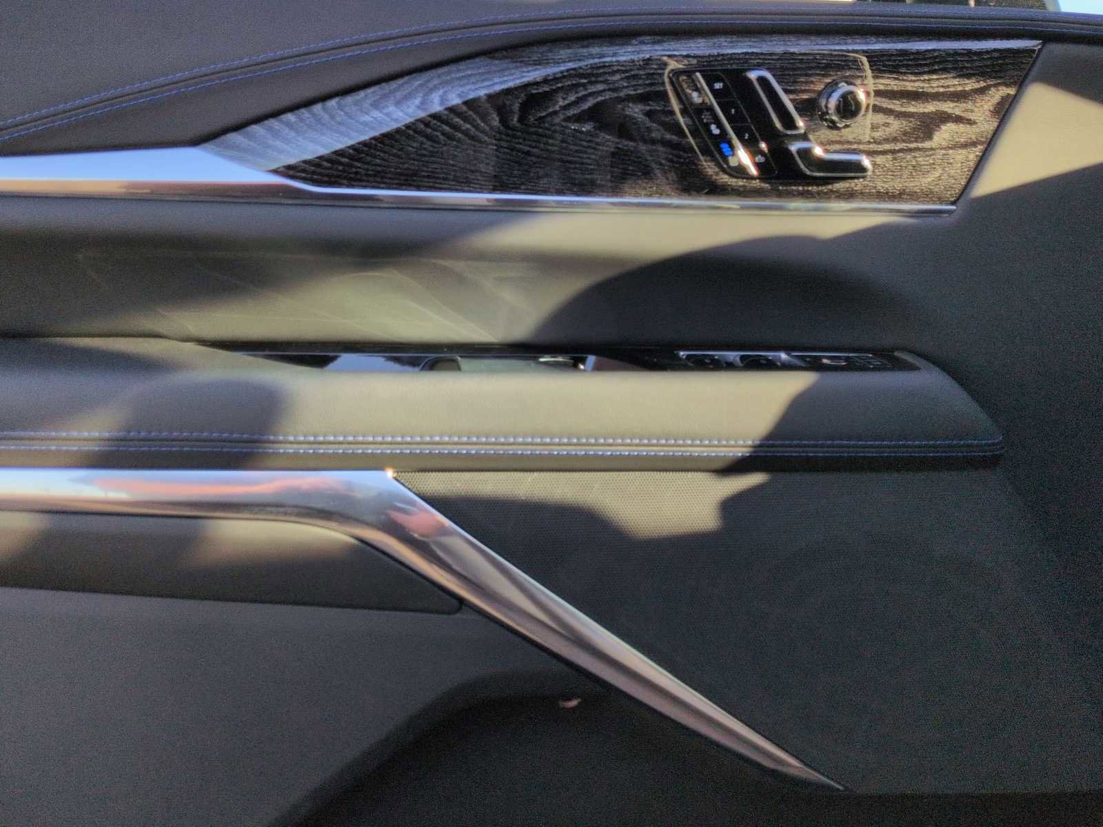 New 2026 Cadillac Escalade IQ Sport 1 image 10