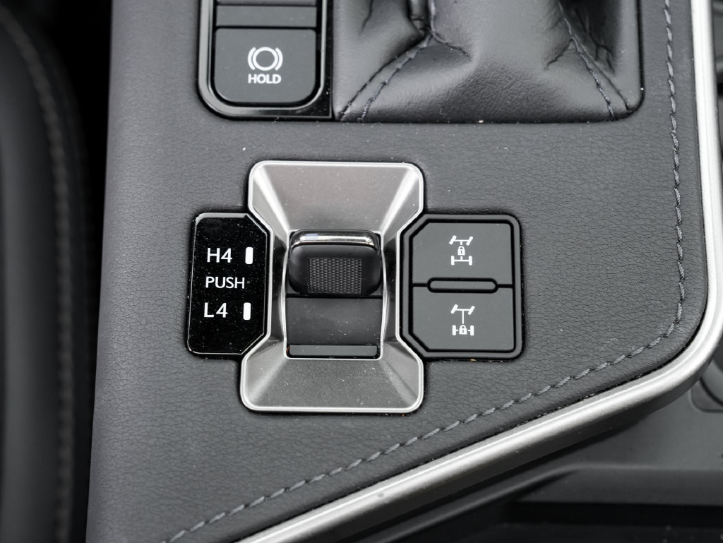 Used 2025 Lexus GX 550 AWD/4WD image 20
