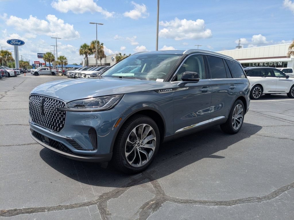 New 2026 Lincoln Aviator Reserve w/ Illumination Package RWD image 8