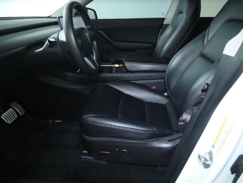 Used 2022 Tesla Model Y Performance AWD/4WD image 19
