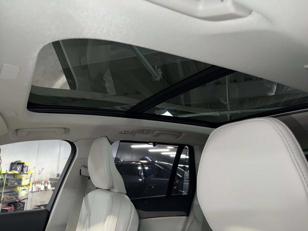 Used 2024 Volvo XC90 B6 Ultimate w/ Protection Package Premier AWD/4WD image 22